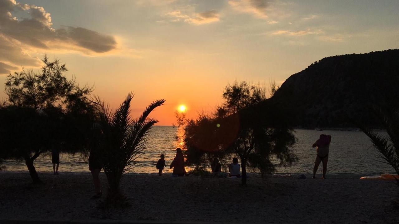 Kuca Za Odmor Bebic, Kremena Villa Klek Dış mekan fotoğraf